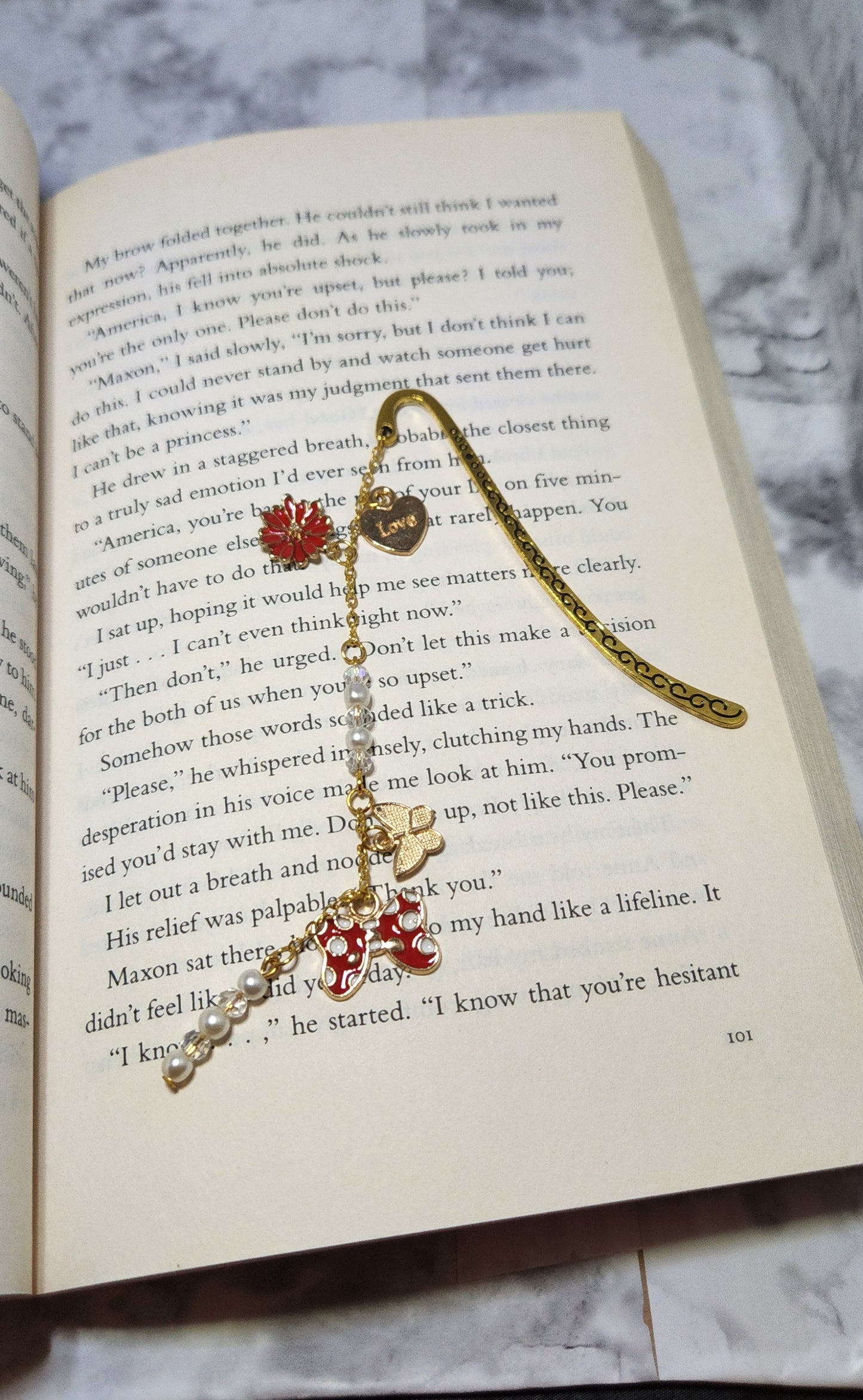 Red Bow Bookmark